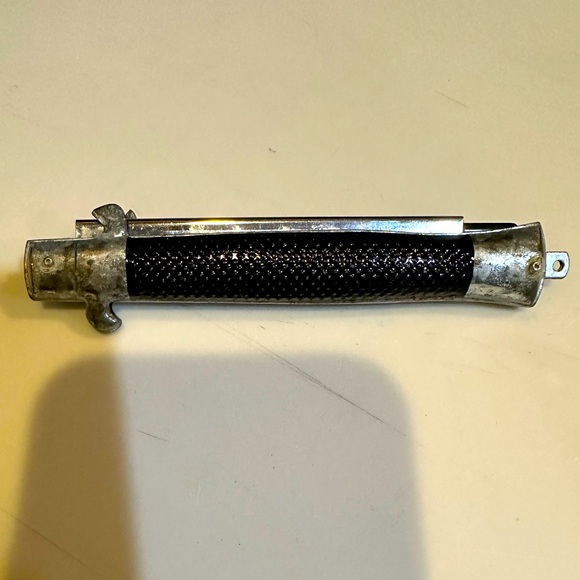 VTG SWITCHBLADE COMB FLAWED BLACK SILVER 5” to 9” STAINLESS HAIR GROOM KNIFE - Picture 8 of 8